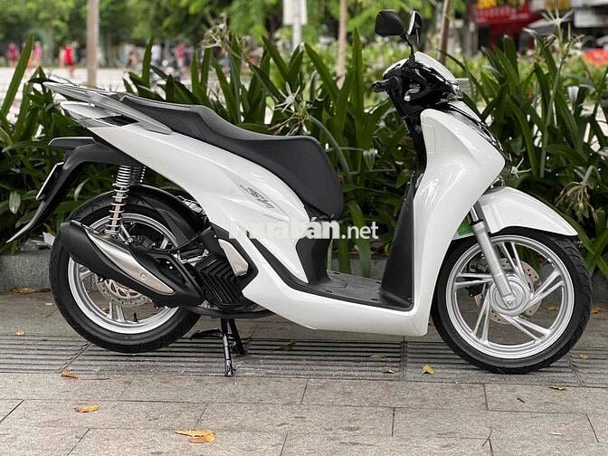 Honda SH 125 ABS 2025 Trắng bạc đen 2000km