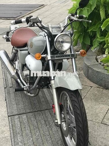 Honda Magna 50cc Xám bạc.