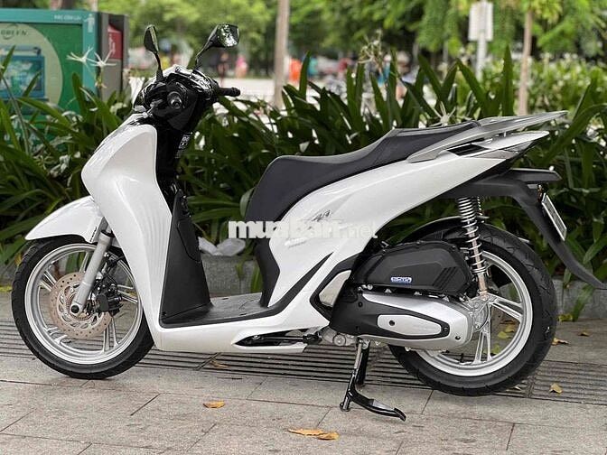 Honda SH 125 ABS 2025 Trắng bạc đen 2000km