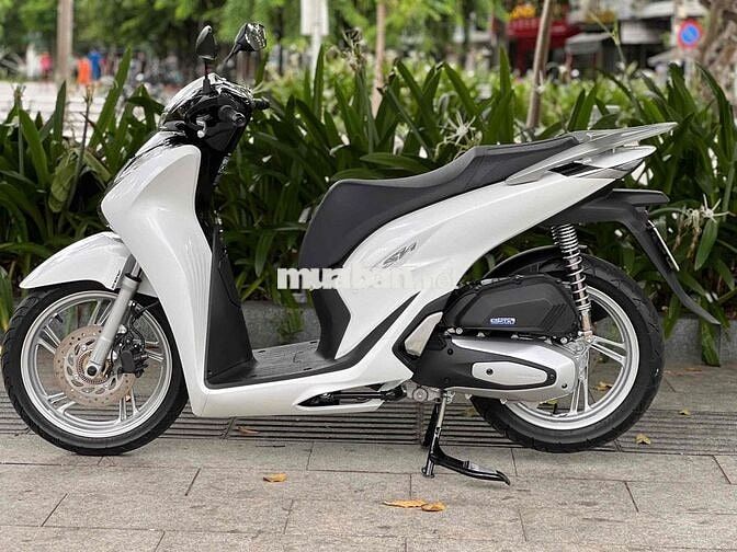 Honda SH 125 ABS 2025 Trắng bạc đen 2000km