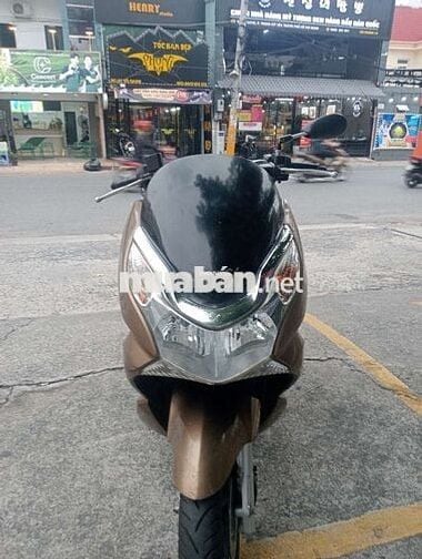Honda PCX 9chủ ký giấy