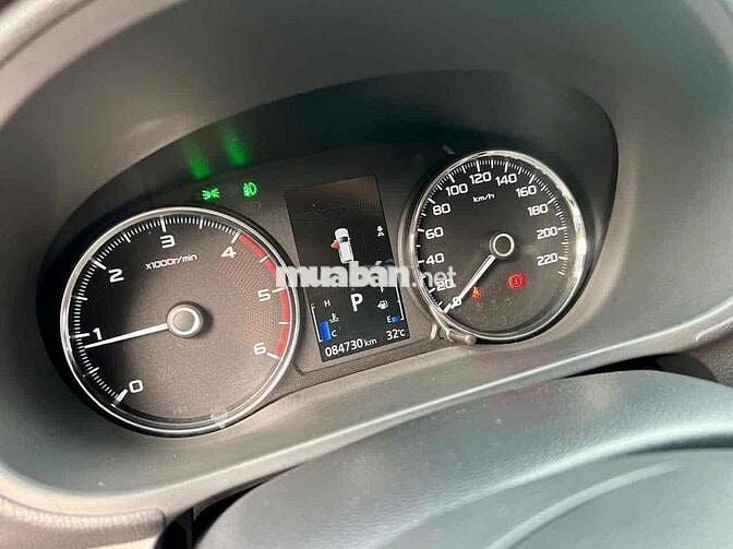 Pajero Sport GLS 2019 2.4L Dầu Xanh Cavansite