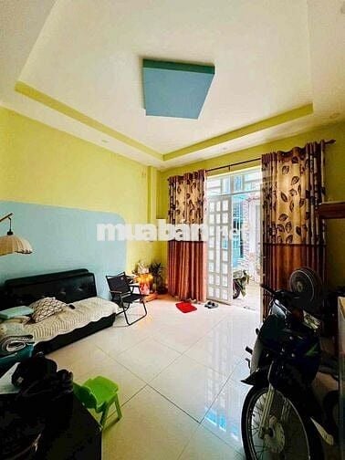 Bán Nhà P10. 4x8. trệt lầu 2 phòng. nhà mới. 2.39 tỷ