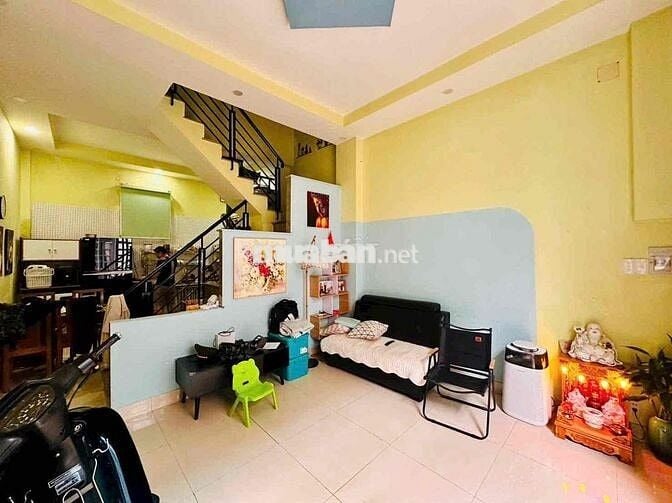 Bán Nhà P10. 4x8. trệt lầu 2 phòng. nhà mới. 2.39 tỷ