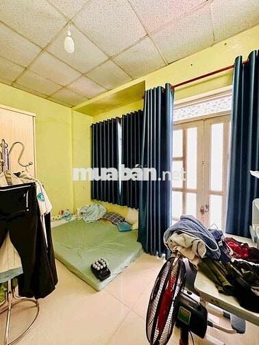 Bán Nhà P10. 4x8. trệt lầu 2 phòng. nhà mới. 2.39 tỷ
