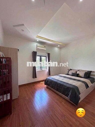 047CHO THUÊ NHÀ 3 TẦNG ĐẦY ĐỦ NỘI THẤT–CÓ SÂN Ô TÔ & KHU VỰC TRỒNG RAU