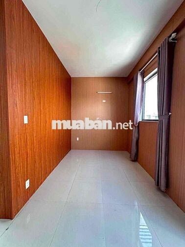 047CHO THUÊ NHÀ 3 TẦNG ĐẦY ĐỦ NỘI THẤT–CÓ SÂN Ô TÔ & KHU VỰC TRỒNG RAU