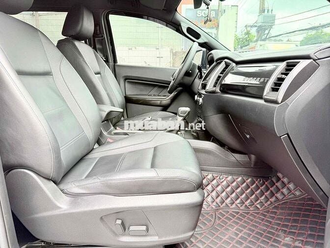 Ford Everest Titanium 4x2 2020 Đen 43.444 KM