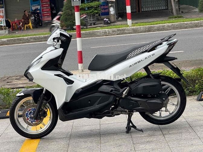 Honda Air Blade 2022 Trắng Khóa Smartkey