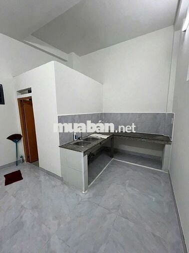Hẻm 5m Thông NGUYỄN SƠN, 2 Tấm, 4 x 15m, 3 Phòng Ngủ, 2 wc