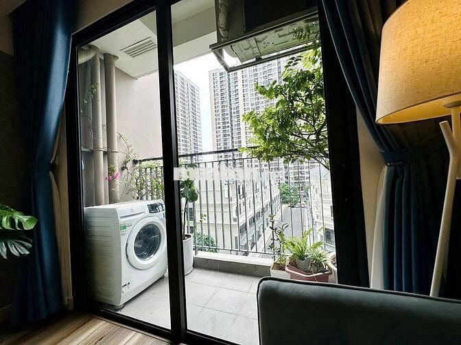 Bán căn hộ 1N+1 - diện tích 43m - giá 3.15 tỷ tại Vinhomes Smart City