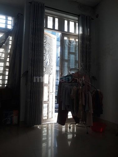 Cần bán nhà mặt tiền thông xe tải 6m 