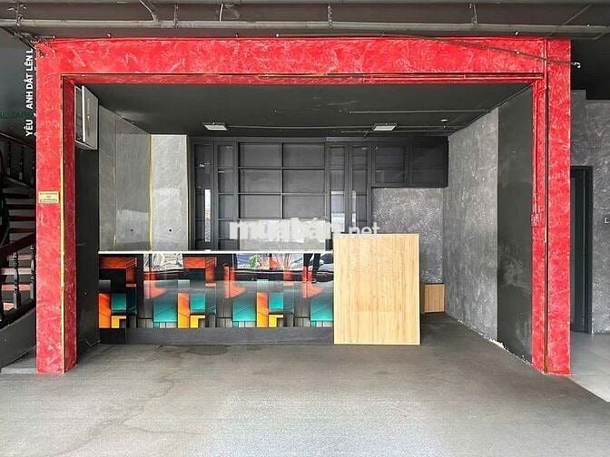 🔥 Nhà 2 mặt tiền hẻm – Ngang 8m, trống suốt, cực kỳ phù hợp kinh doanh