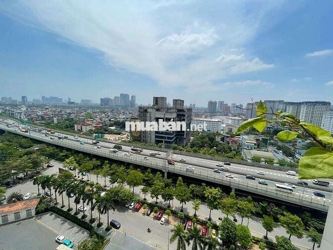 Green Stars Phạm Văn Đồng, view thoáng, full nội thất, sổ đỏ, 2 ngủ