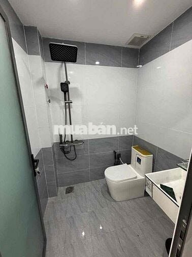 Nhà bán chính chủ. Hẻm 205 tân hoà đông