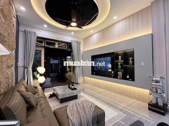 046 CHO THUÊ NHÀ 2 TẦNG 4PN RỘNG RÃI 130M²