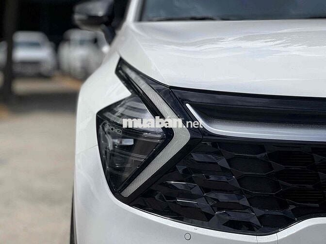 KIA Sportage Signature 2025 Trắng 38.000 km