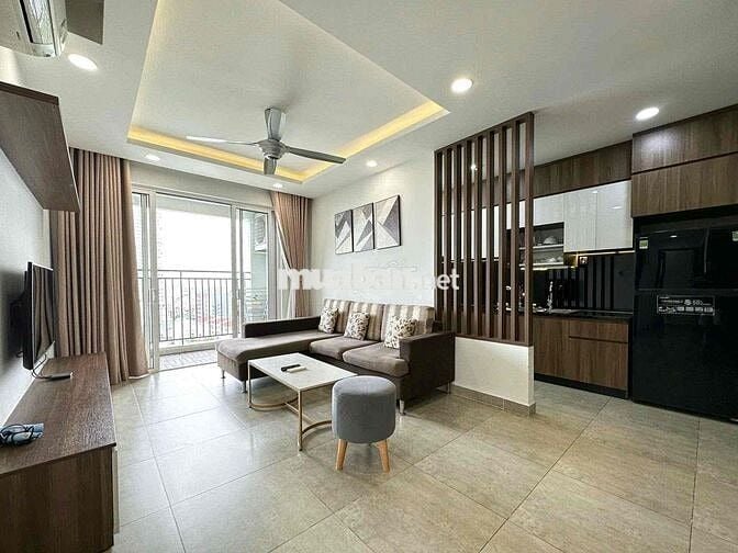 Cho thuê căn hộ 3PN2WC ngay trung tâm Quận 7