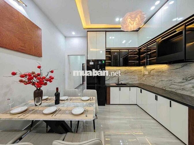 046 CHO THUÊ NHÀ 2 TẦNG 4PN RỘNG RÃI 130M²