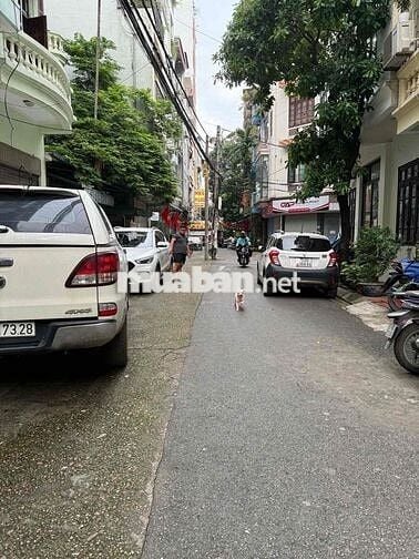 BÁN NHÀ TRIỀU KHÚC 63m2- mt 4.5m- 9 tỷ 500
