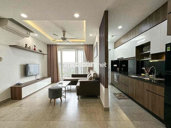 Cho thuê căn hộ 3PN2WC ngay trung tâm Quận 7