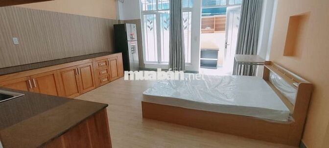 Studio, 1 phòng ngủ, 2 phòng ngủ, phòng khách liền PMH, cách RMIT 150m