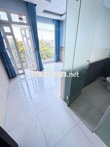 Nhà nguyên căn Kênh Tân Hóa (5pn,6wc). Dtsd 240m2