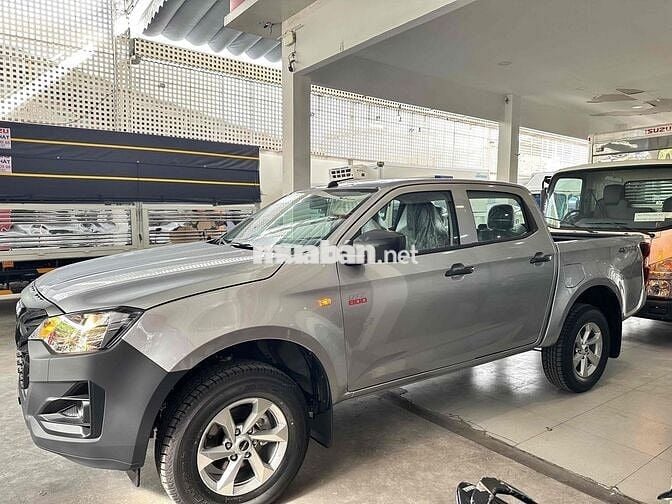 Isuzu D-Max 2 cầu số sàn UTZ 2026