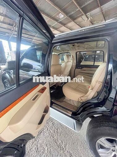 Ford Everest Limited 2009 7 chỗ Số tự động Đen