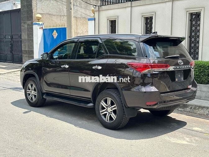 Toyota Fortuner 2.7V 2017 Nâu