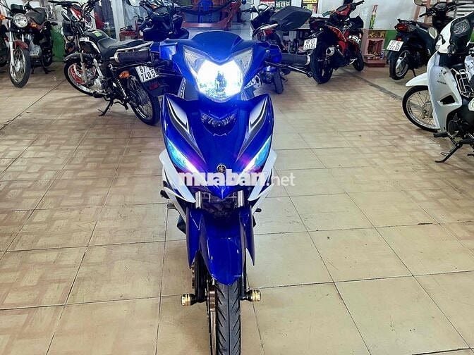 Yamaha Exciter 135 Côn tay Xanh trắng
