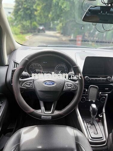 Ford EcoSport Titanium 2018 97000 km Xám