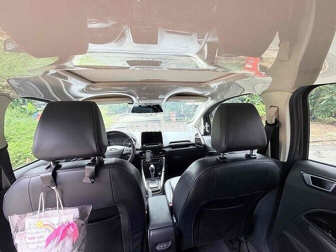 Ford EcoSport Titanium 2018 97000 km Xám