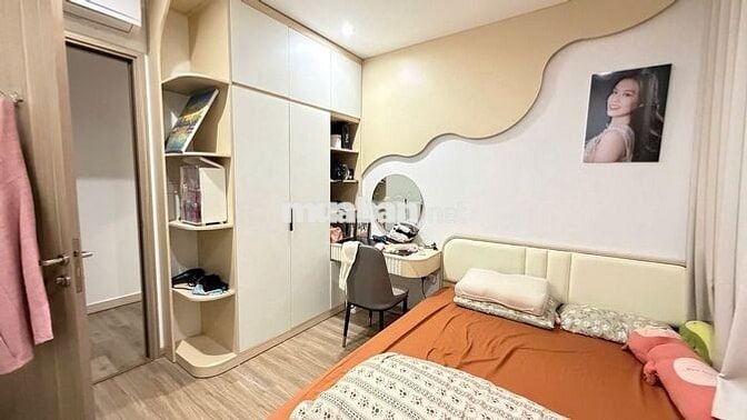 Chuyển xuống liền kề bán nhanh căn 3n- 75m, giá 5,5t tại Vh Smart