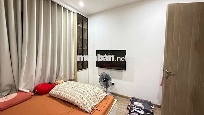 Chuyển xuống liền kề bán nhanh căn 3n- 75m, giá 5,5t tại Vh Smart