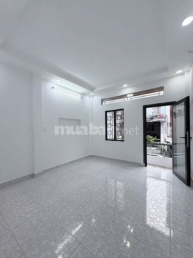 Nhỉnh 4 TỶ- Ngay Đại Học Công Thương- Tân Phú.DT 3.6x11- 1 Lầu- ở ngay