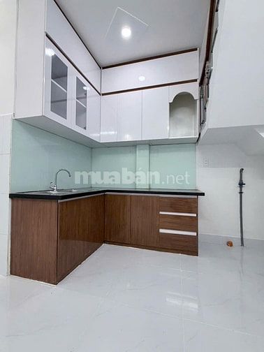 Nhỉnh 4 TỶ- Ngay Đại Học Công Thương- Tân Phú.DT 3.6x11- 1 Lầu- ở ngay