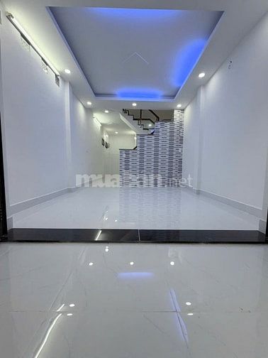Nhỉnh 4 TỶ- Ngay Đại Học Công Thương- Tân Phú.DT 3.6x11- 1 Lầu- ở ngay