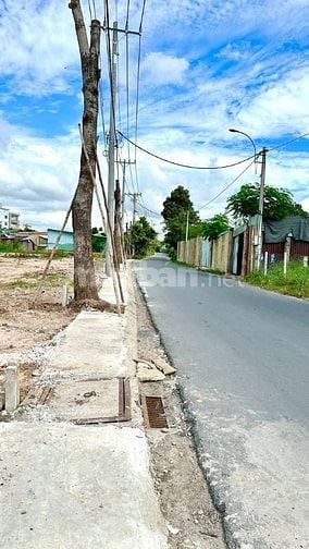 Bán đất thổ cư Dt 100m2 mặt tiền đường Xuân Thới Thượng 53