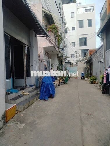 bán nhà 5x30 cấp 4 nguyễn văn quá ở đông hưng thuận quận 12
