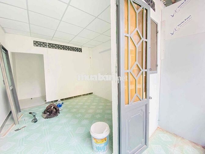 CHO THUÊ NHÀ 2 PHÒNG NGỦ BAN CÔNG CỬA SỔ TRUNG TÂM TÂN BÌNH -BẢY HIỀN