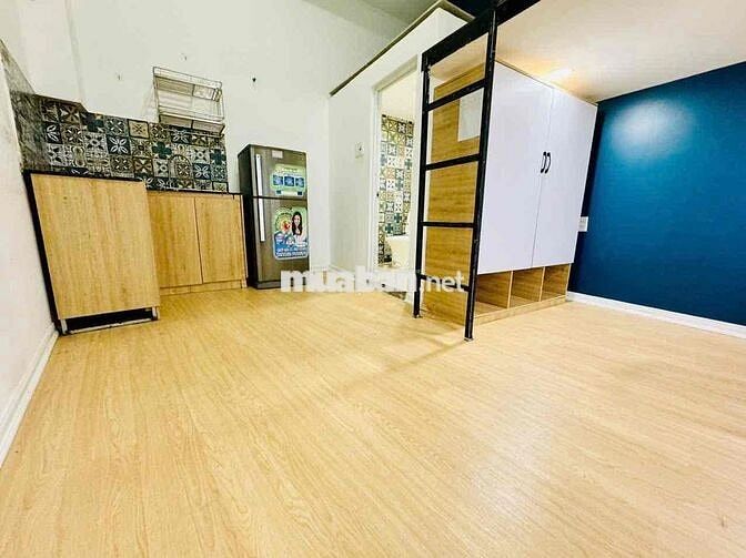 DUPLEX ĐẦY ĐỦ TIỆN NGHI Ở 2-3 NGƯỜI QUA Q5 Q10 5 PHÚT ĐI XE