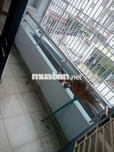 Tìm bạn nữ ở ghép, tầng 2, WC riêng có ban công