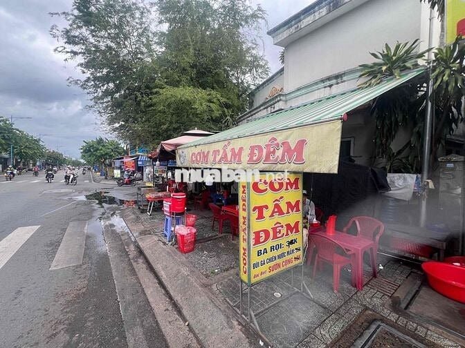 Sang 2 quán cơm tấm và quán chè 150tr thu nhập lời ngày 5 6trieu