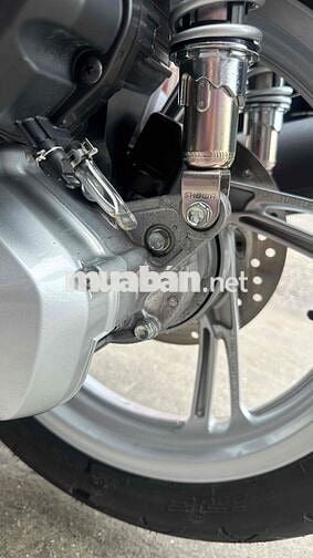Honda SH 160 ABS 2025 Trắng đen ( hỗ trợ góp )
