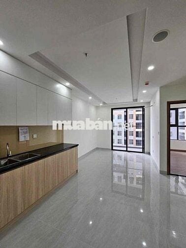 Cho thuê 1PN1WC sẵn rèm giá 5Tr/tháng tại A&T Sky Garden