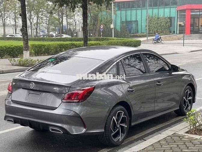 MG5 Luxury Xám 5 chỗ. Mới 100% sản xuất 2025