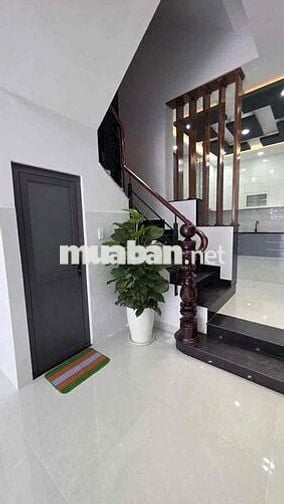 Bán Nhà Mặt tiền kinh doanh Lê Văn Quới 5 tầng 4x17 .6pn 8tolet sổ đep