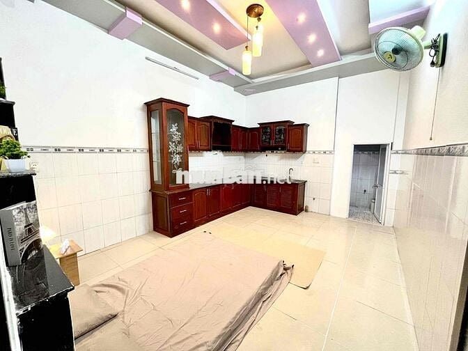 Cọc 1tr Phòng Trệt giá chỉ 2tr4
