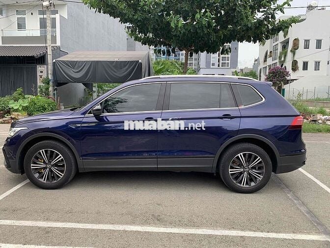 Volkswagen Tiguan FL 2021 xanh